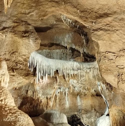 Koněpruské jeskyně a zámek Hořovice